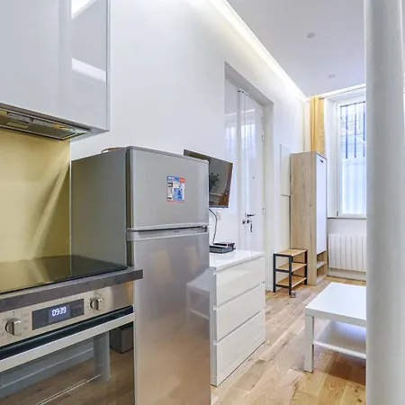 Apartment Beau 2p En Plein Coeur Du 2e *